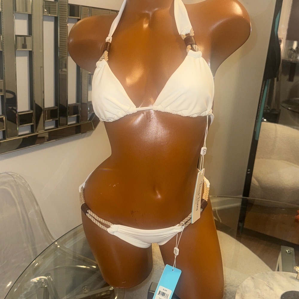 NWT Beach Bunny BLAIR Medium Bikini Set